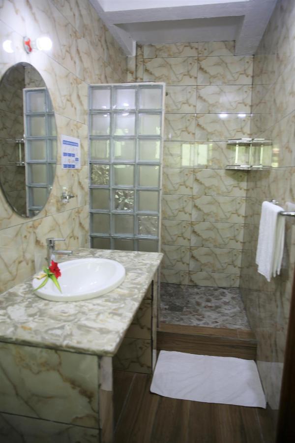 Tannette Villa Диг Екстериор снимка